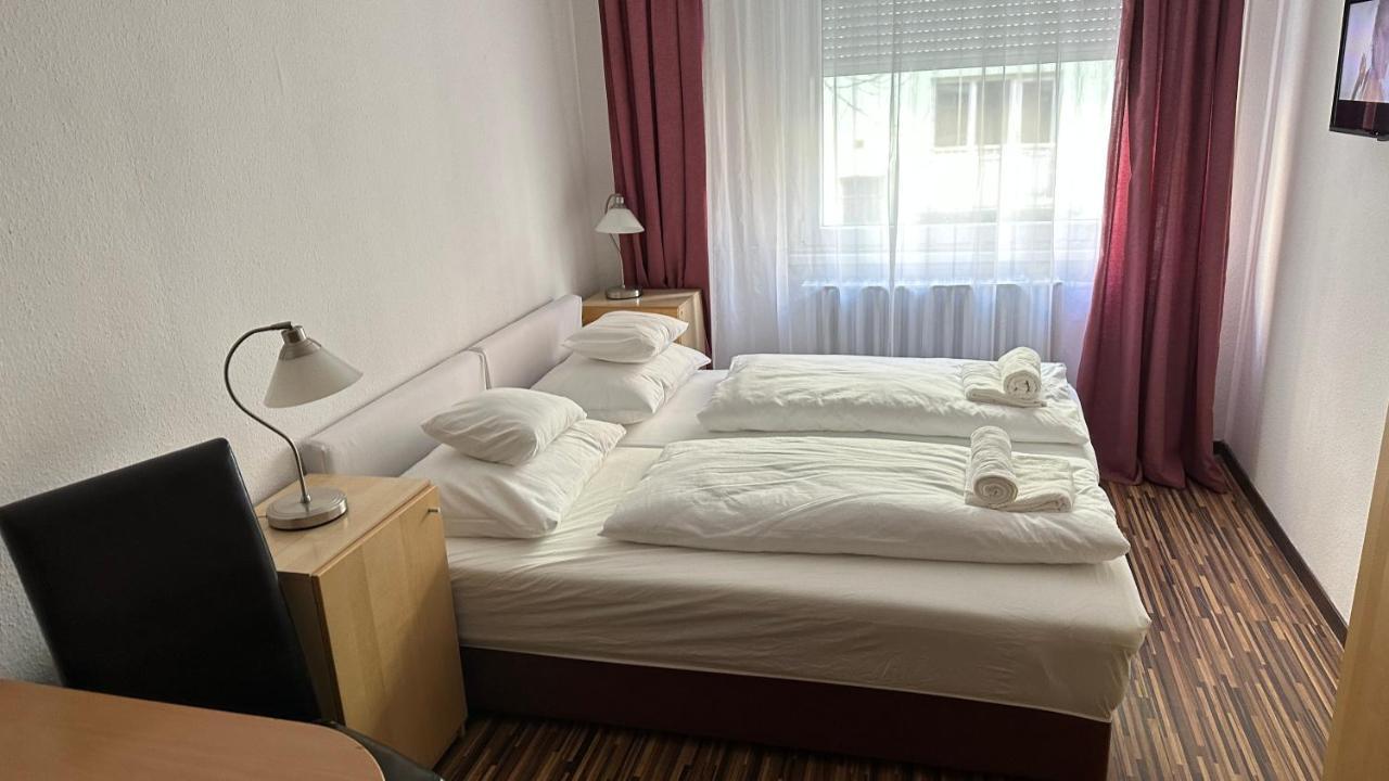 H1 Apartmanok Budapeste Exterior foto