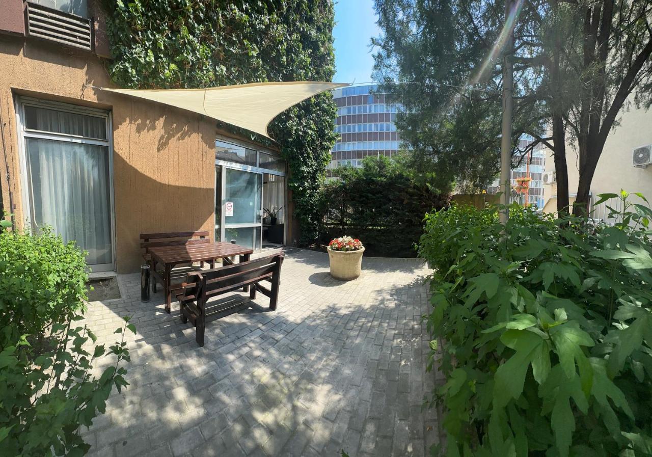 H1 Apartmanok Budapeste Exterior foto